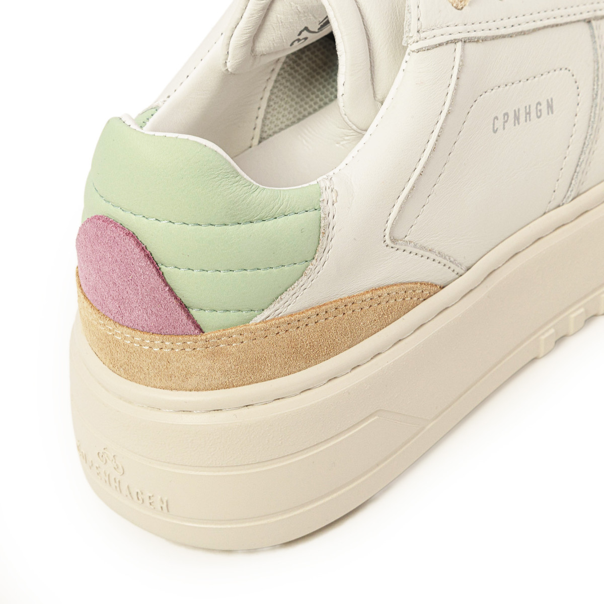 SNEAKERS IN PELLE