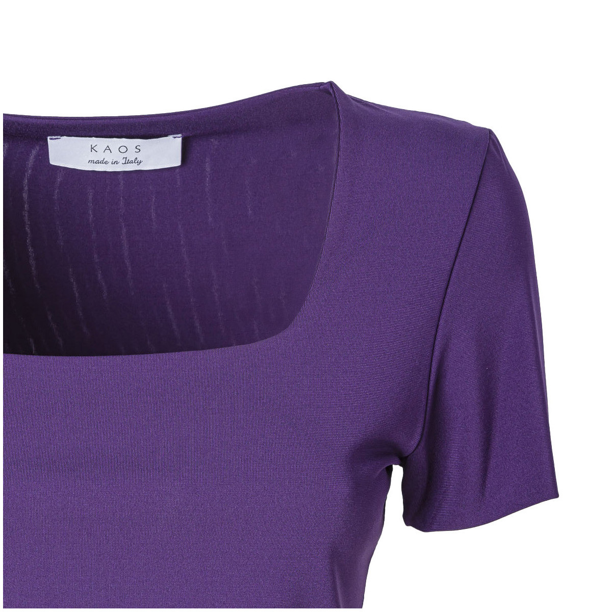 T-SHIRT CROPPED