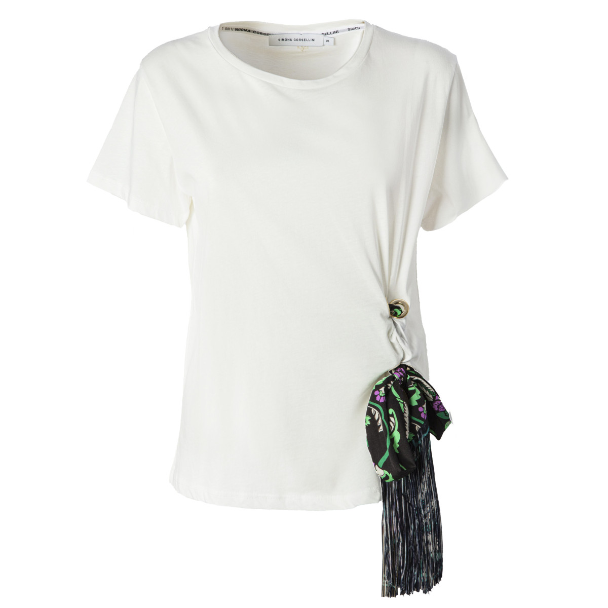 T SHIRT CON FOULARD