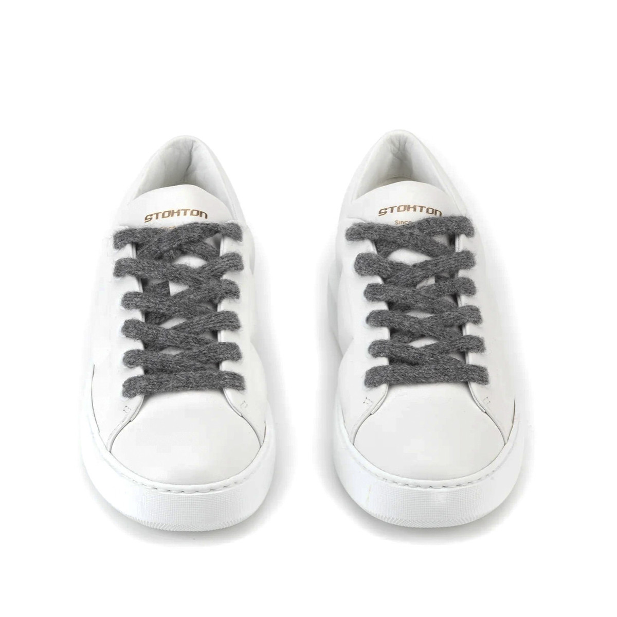 SNEAKERS IN PELLE TRAPUNTATA