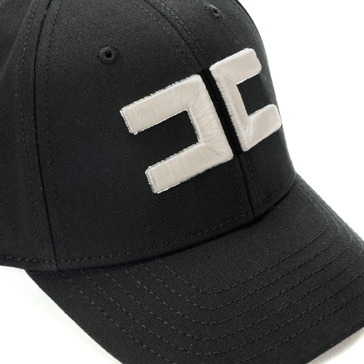 CAPPELLO BASEBALL IN CANVAS CON RICAMO